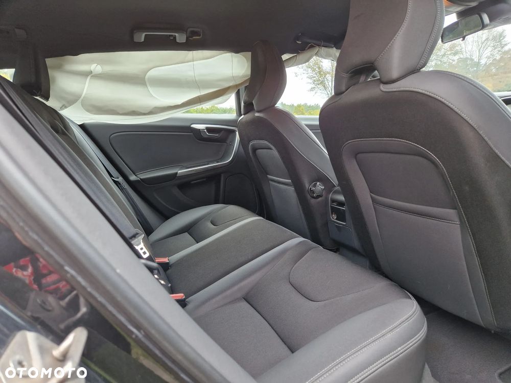 Volvo V60 D3 Kinetic - 8
