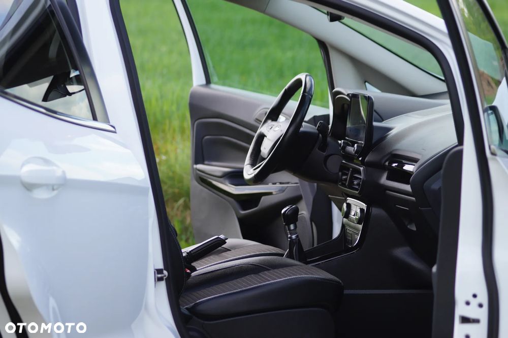 Ford EcoSport - 25