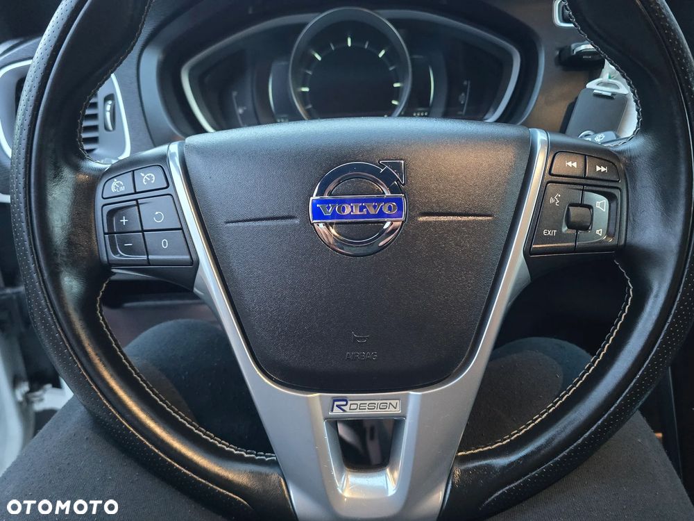 Volvo V40 D2 RDesign - 33