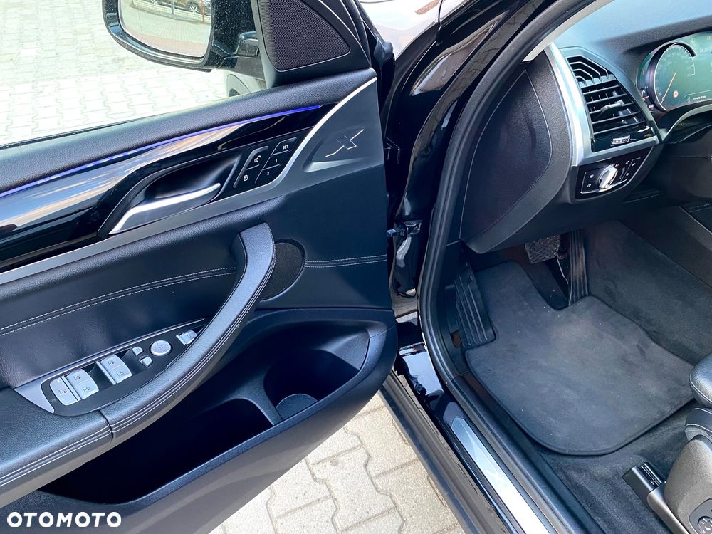 BMW X4 xDrive30i xLine - 11