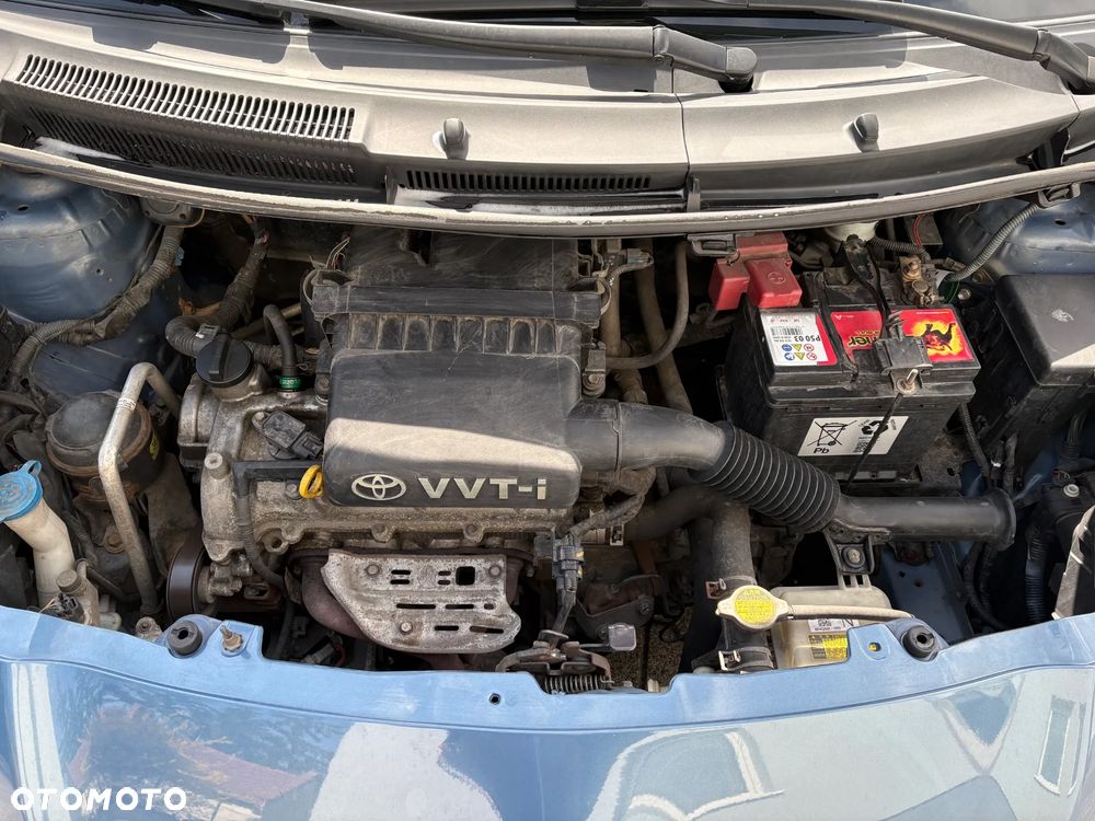 Toyota Yaris 1.3 Luna Premium - 10