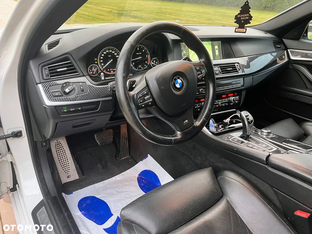 BMW Seria 5 M550d xDrive - 19