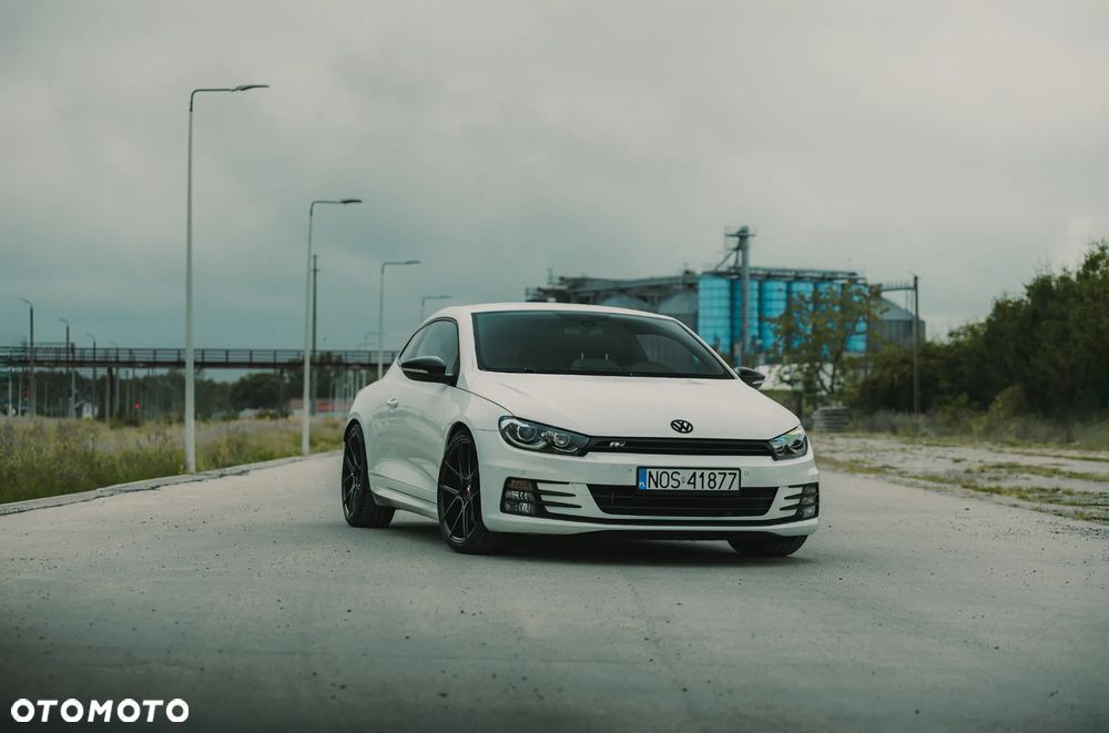 Volkswagen Scirocco 2.0 TSI BMT Perfectline R-Style - 1