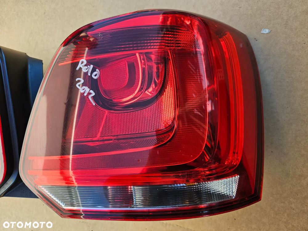 VW Polo lampa tył tylna prawa lewa   6R 12r - 2