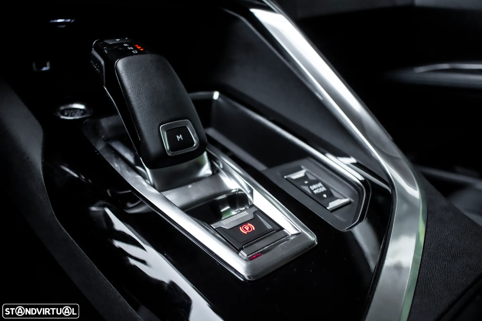 Peugeot 5008 1.5 BlueHDi Allure EAT8 - 21