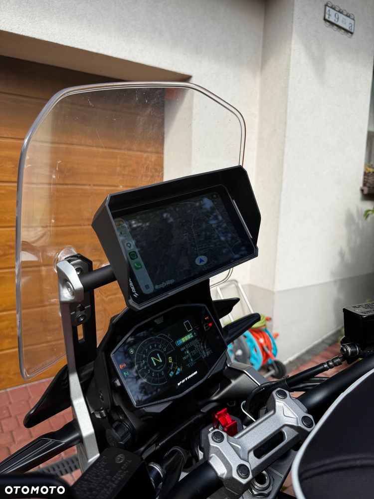 Suzuki V-STROM - 11
