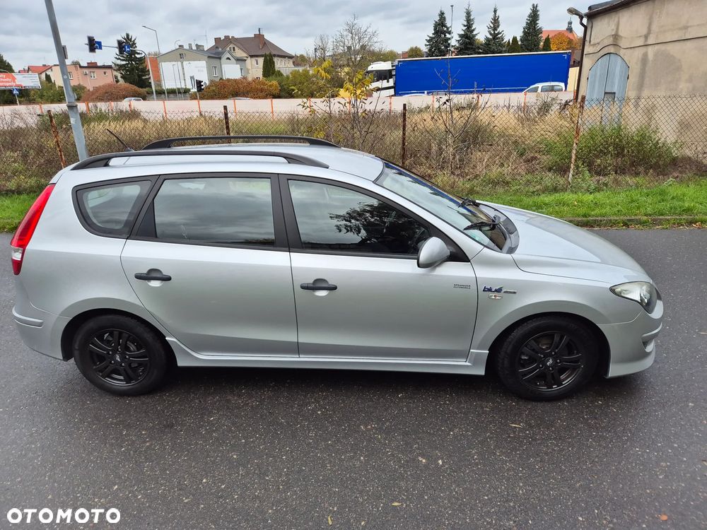 Hyundai i30 i30cw 1.4 blue Comfort - 4