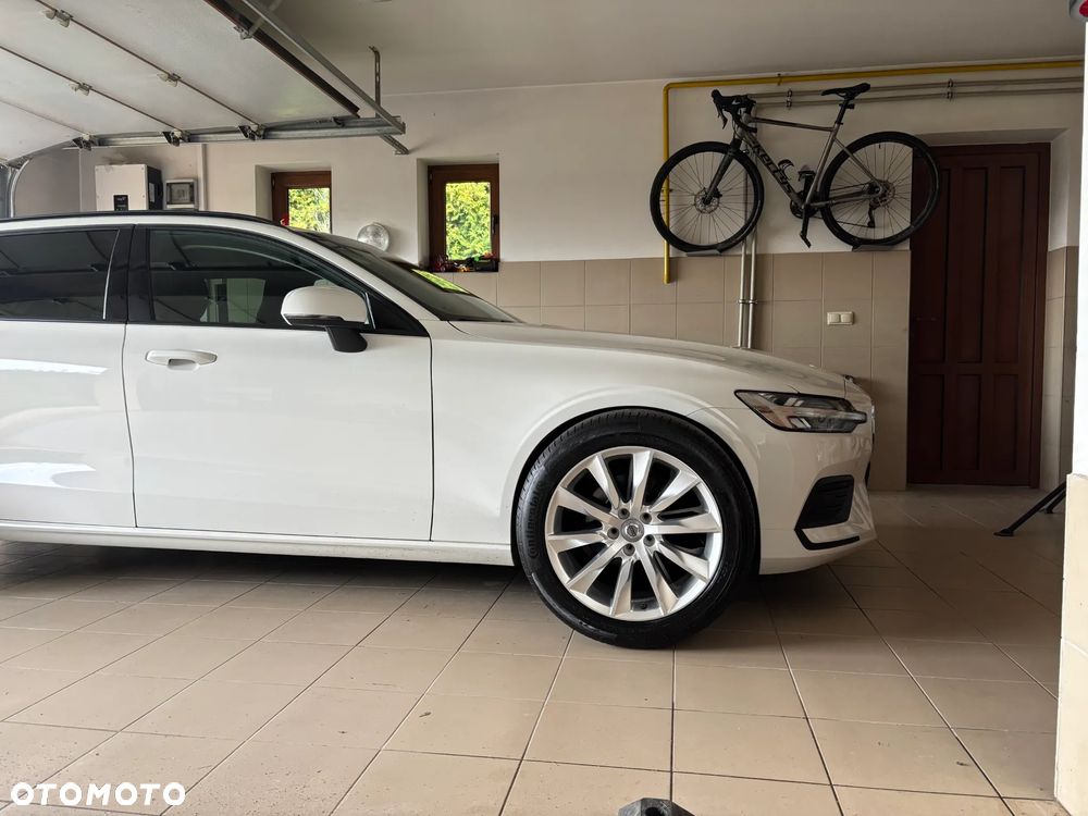 Volvo V60 B3 B Geartronic Momentum Core - 24