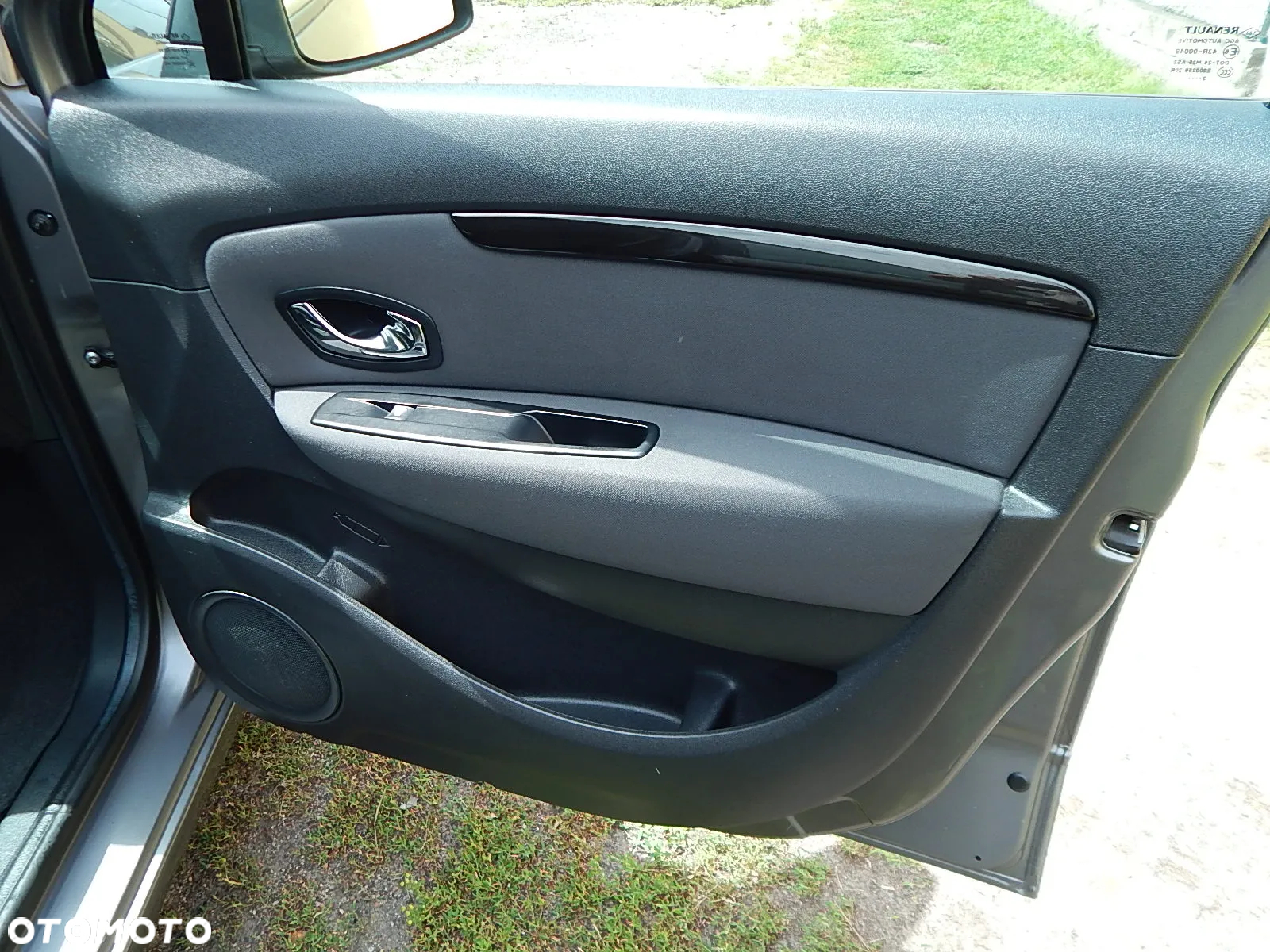 Renault Scenic 1.5dCi TomTom Edition EDC - 18