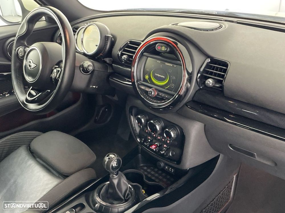 MINI Clubman One D - 23