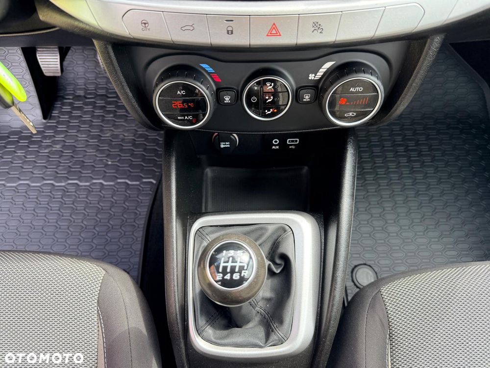 Fiat Tipo 1.4 16V Lounge - 25