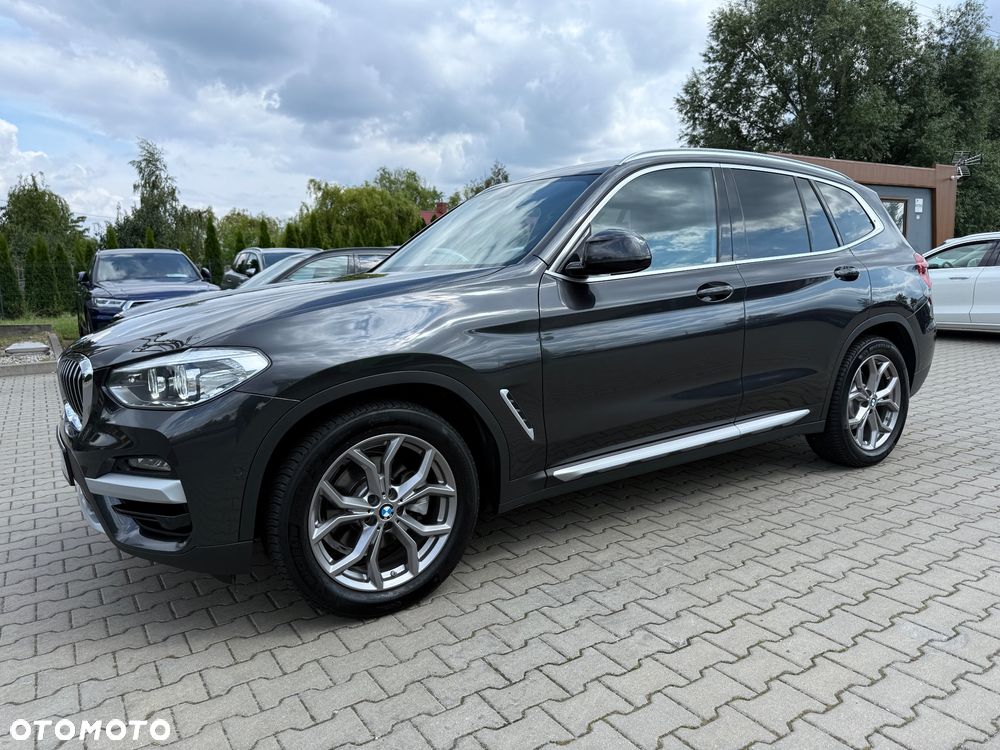 BMW X3 sDrive18d xLine - 38