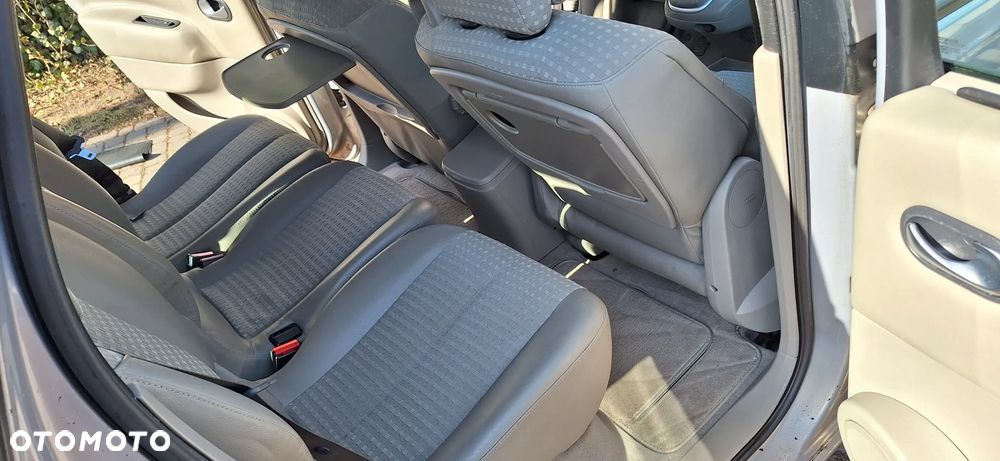 Renault Scenic 2.0 16V Luxe Expression - 20