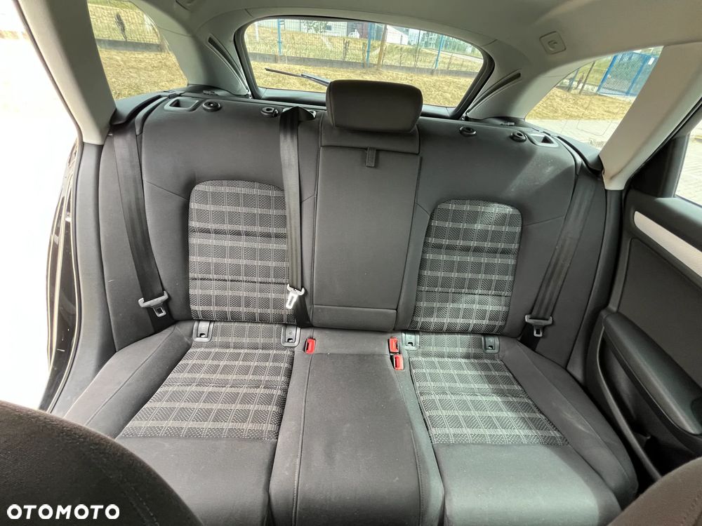 Audi A4 Avant 2.0 TDI DPF Ambiente - 20