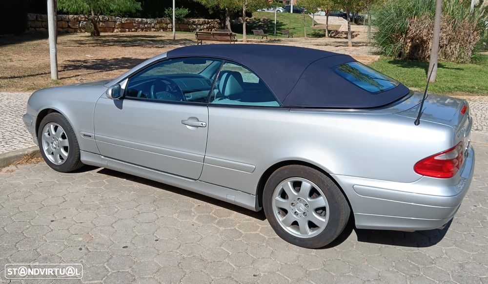 Mercedes-Benz CLK 230 - 2
