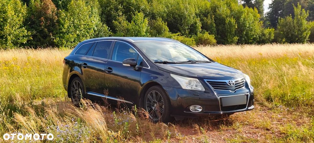 Toyota Avensis 2.0 Premium MS - 19