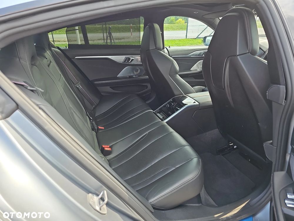 BMW Seria 8 M850i xDrive - 20
