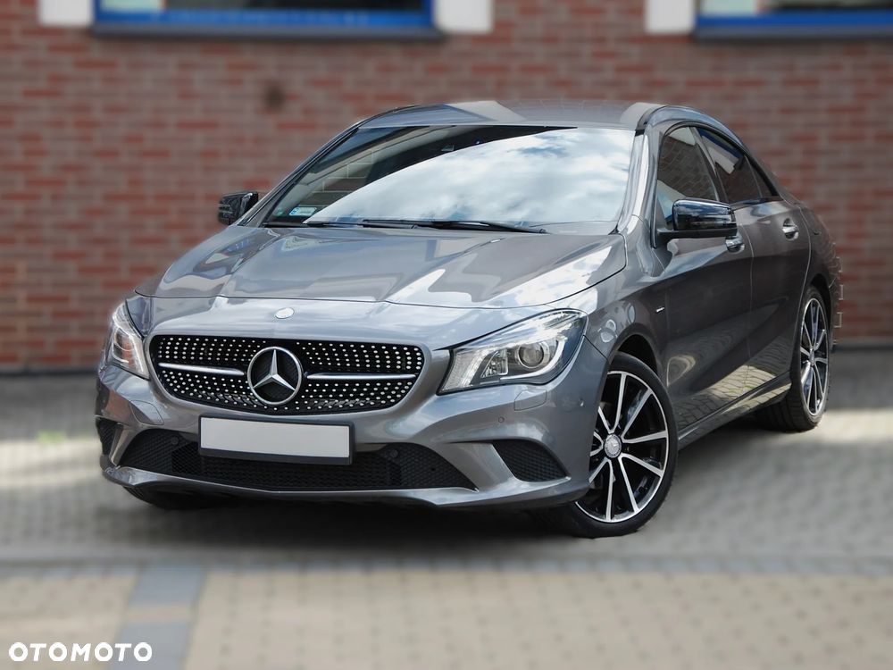 Mercedes-Benz CLA 220 CDI 4Matic 7G-DCT AMG Line - 29