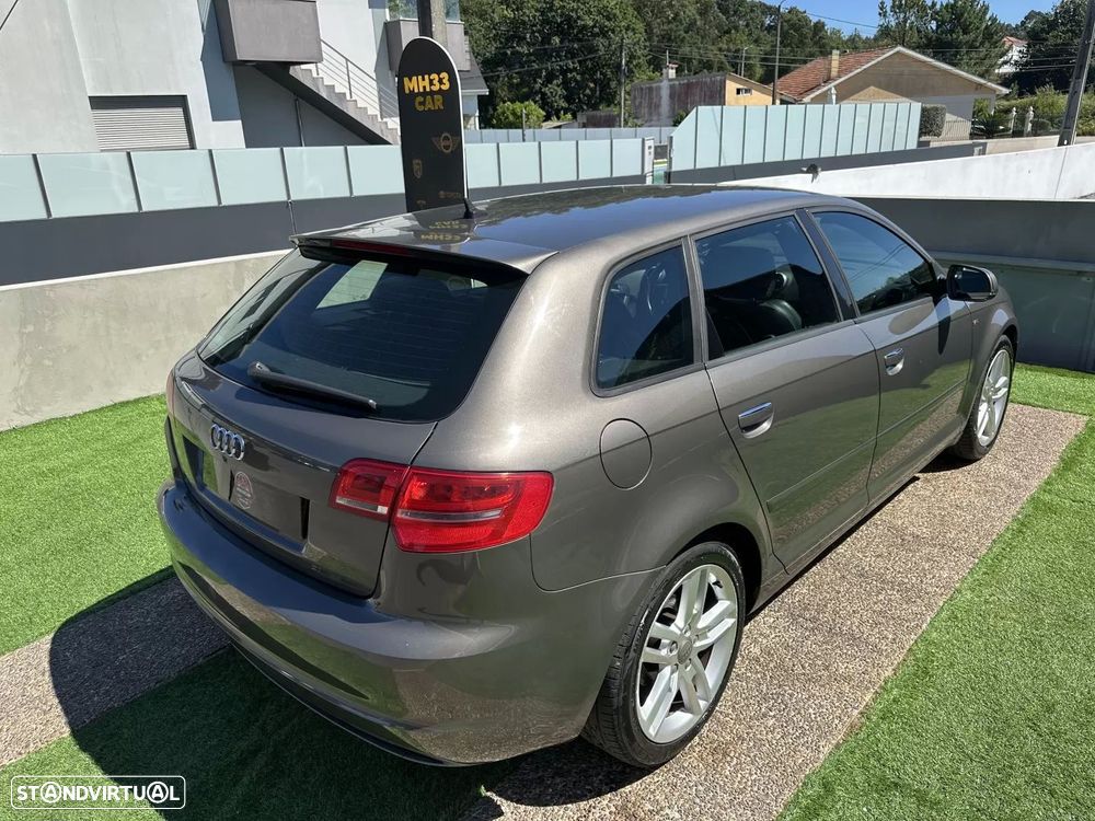 Audi A3 Sportback 1.6 TDI S-line S tronic - 13