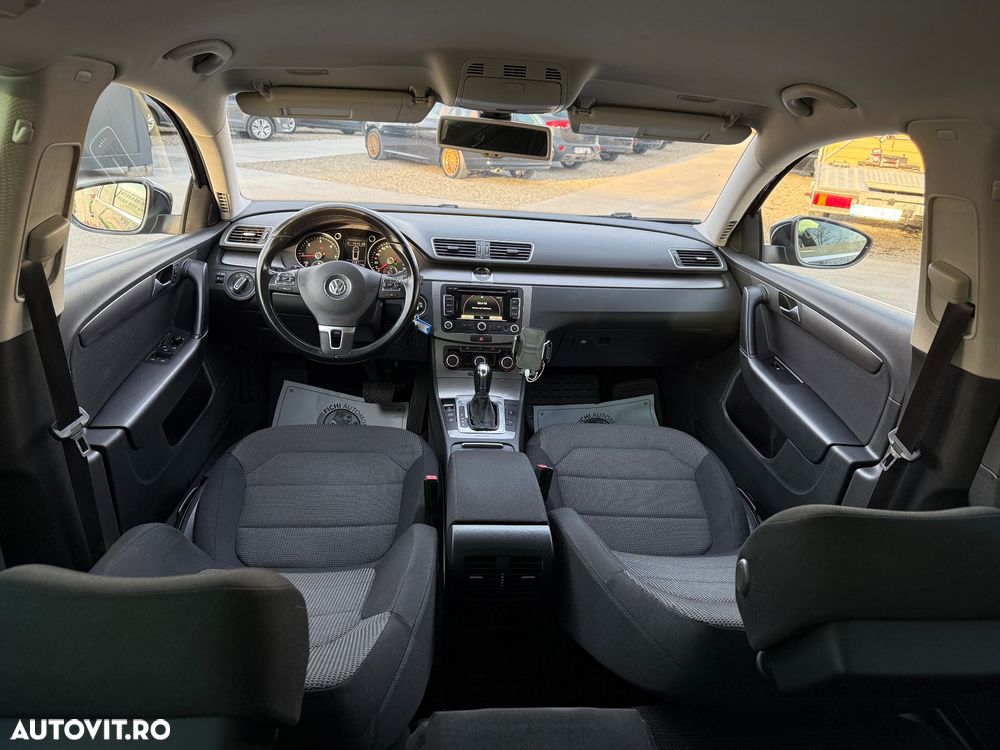 Volkswagen Passat Variant 2.0 TDI 4Motion DSG BlueMotion Tech Highline - 8