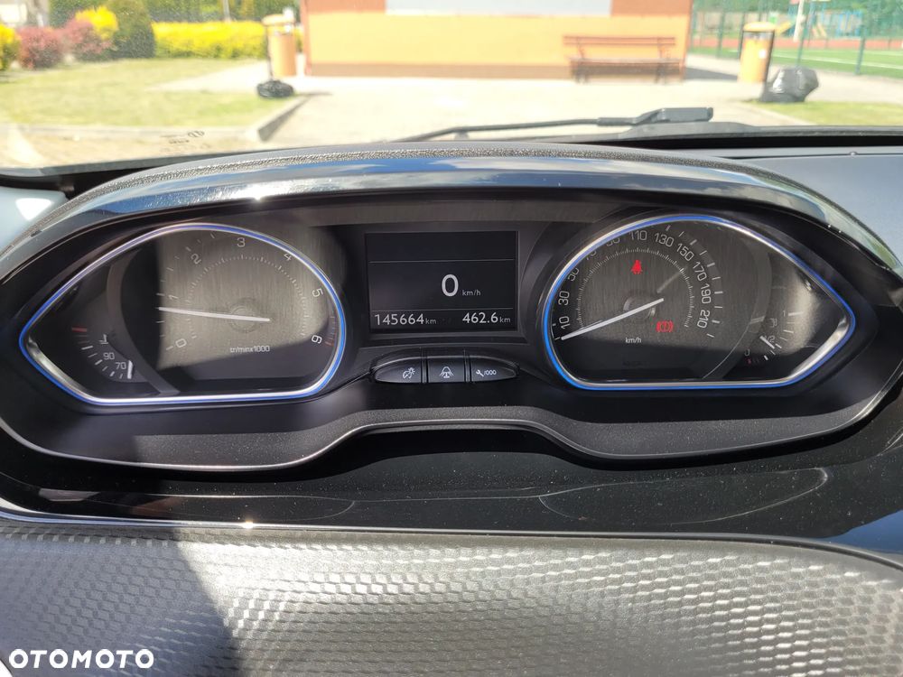 Peugeot 2008 1.6 e-HDi Active S&S - 21
