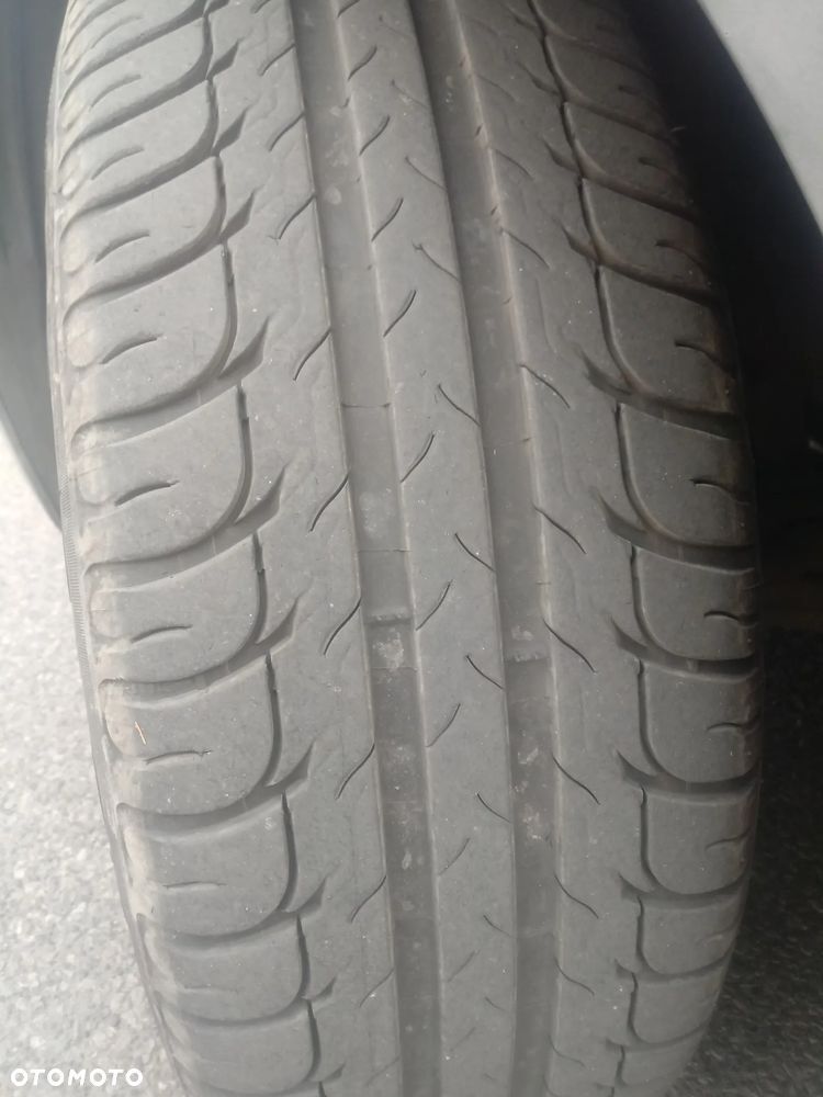 Honda Civic 1.4 Comfort - 24