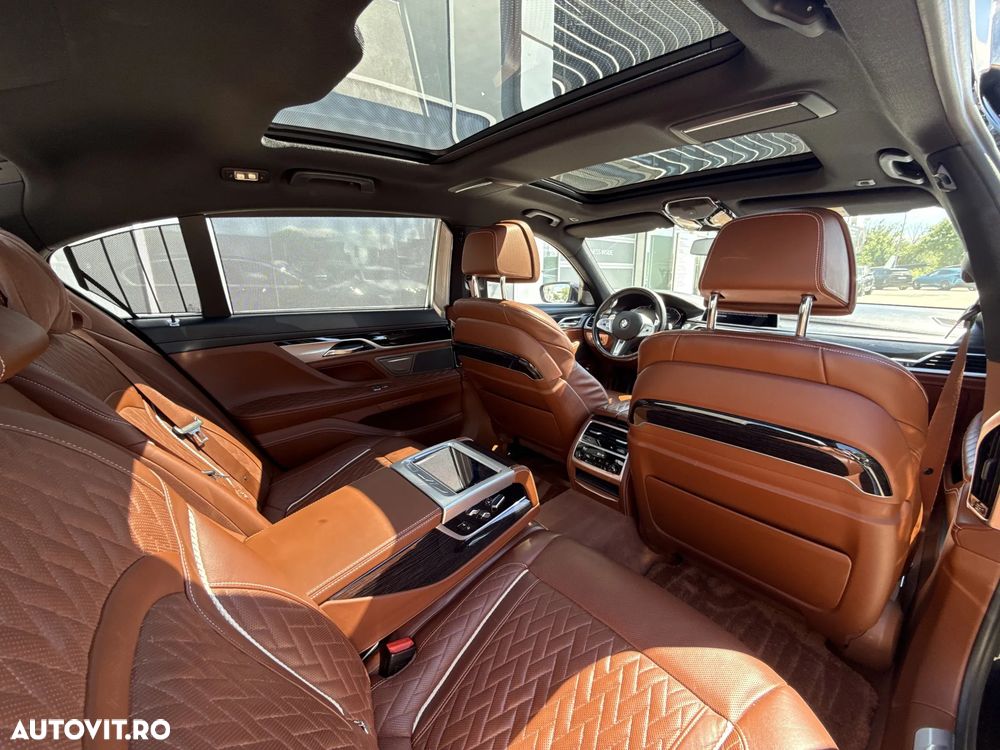 BMW Seria 7 740Li xDrive - 13
