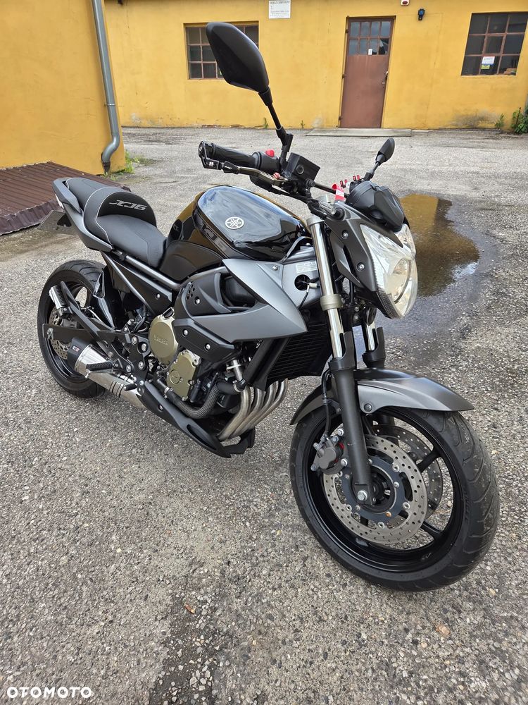 Yamaha XJ - 2