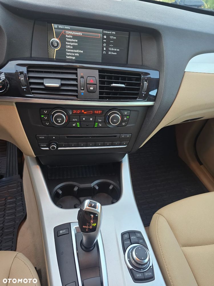 BMW X3 28i xDrive - 16