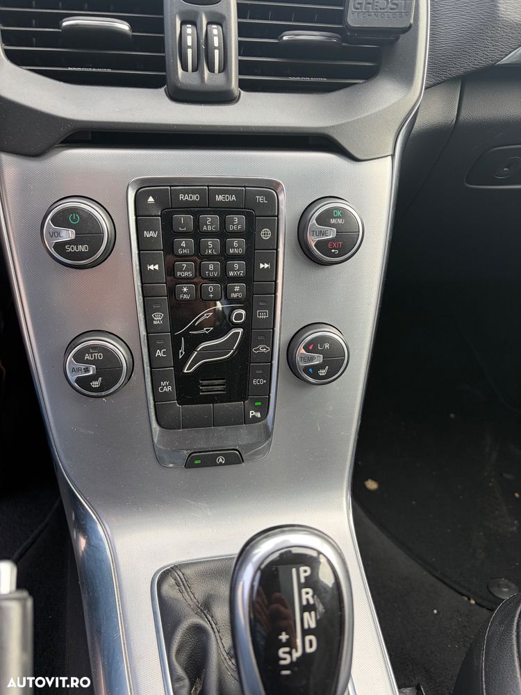 Volvo V40 D3 Aut. Ocean Race - 10