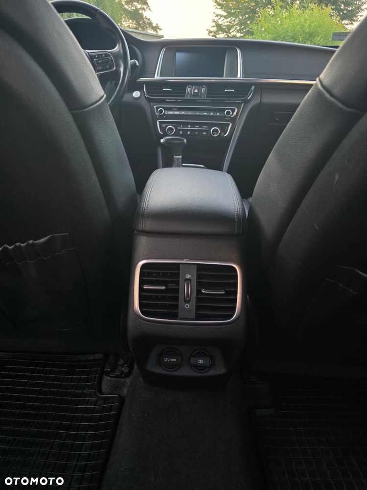 Kia Optima 1.7 CRDI L DCT - 19