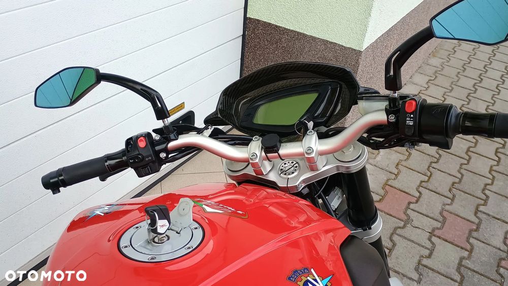 MV AGUSTA Brutale - 5