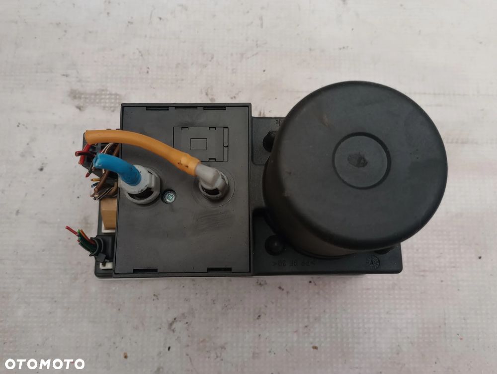 Audi A3 8L Pompka Zamka Centralnego 8L0862257G - 5