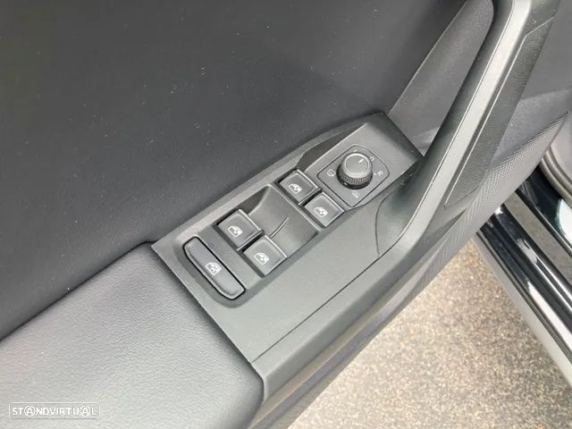 SEAT Leon ST 1.0 eTSI OPF DSG FR - 21