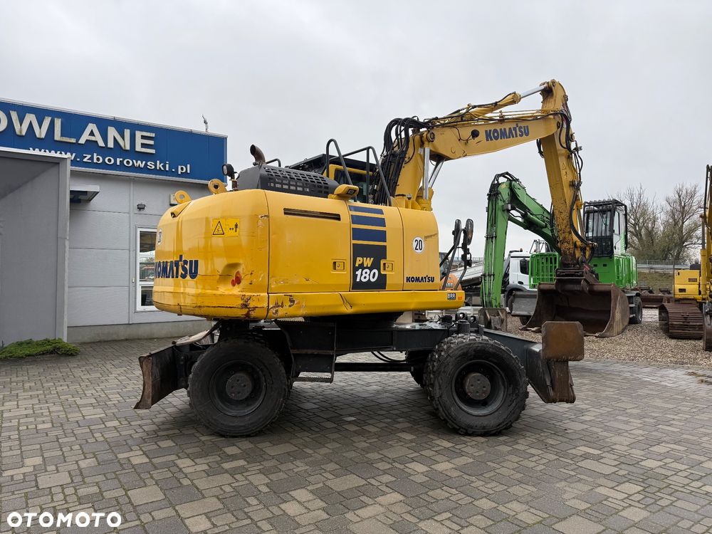 Komatsu PW180-10 - 16