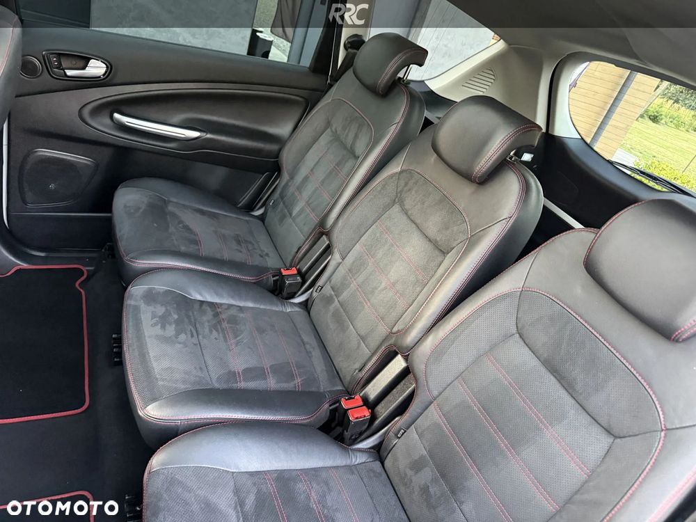 Ford S-Max 2.2 TDCi DPF Titanium - 27