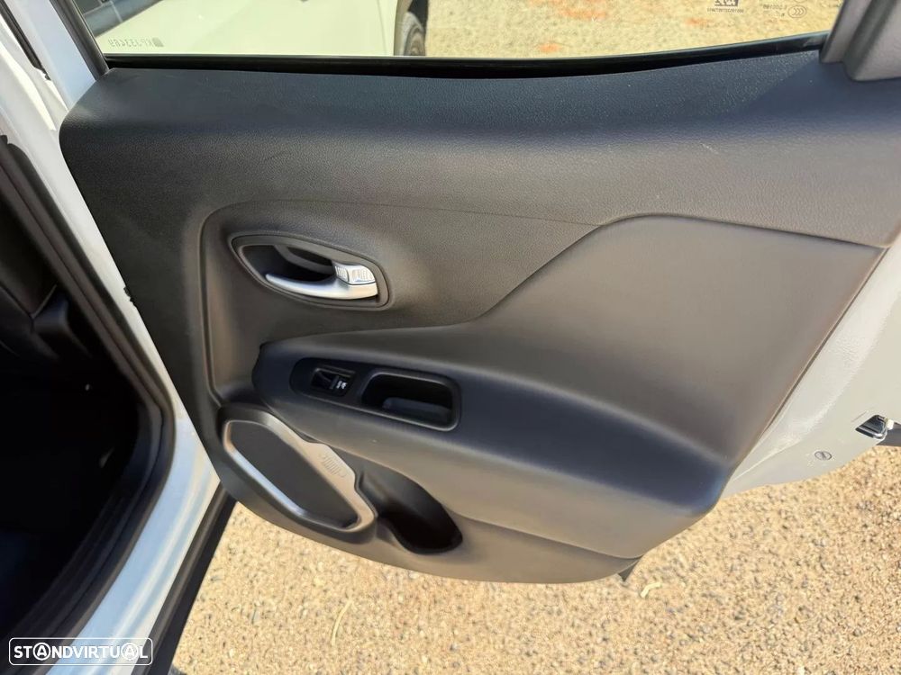 Jeep Renegade 1.0 T-GDI Limited - 35