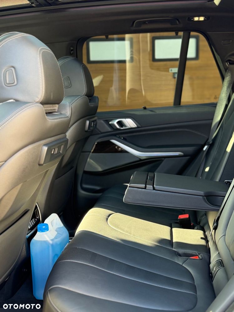 BMW X5 xDrive40i - 16