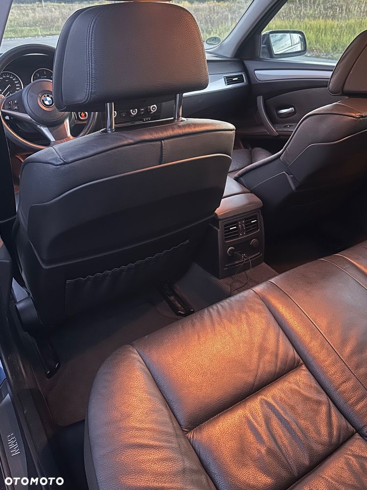 BMW Seria 5 520d - 26