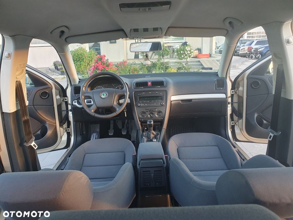 Skoda Octavia - 8