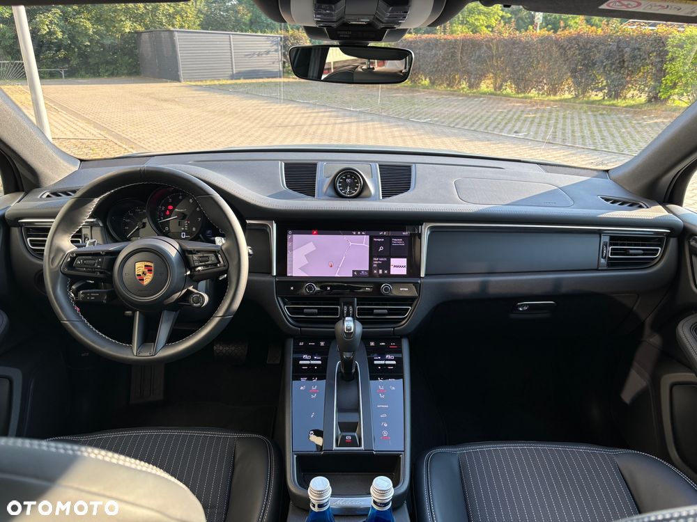 Porsche Macan T - 7