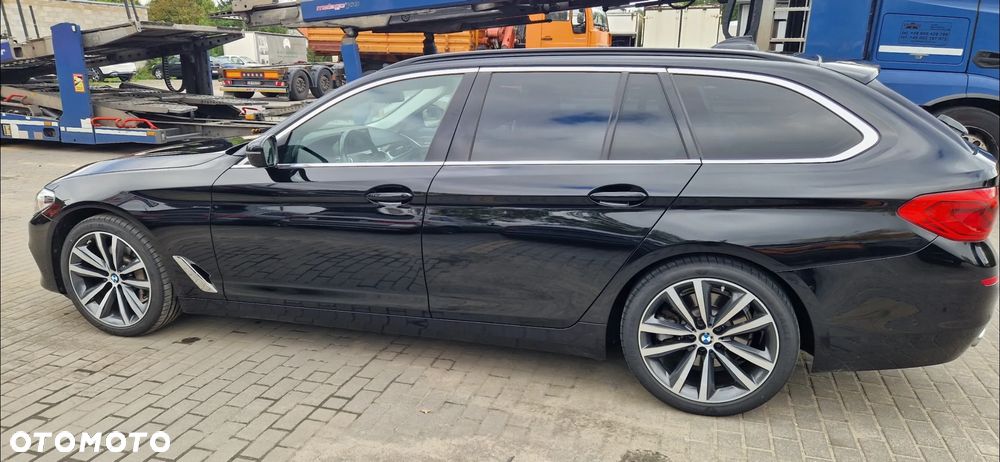 BMW Seria 5 525d Luxury Line sport - 10