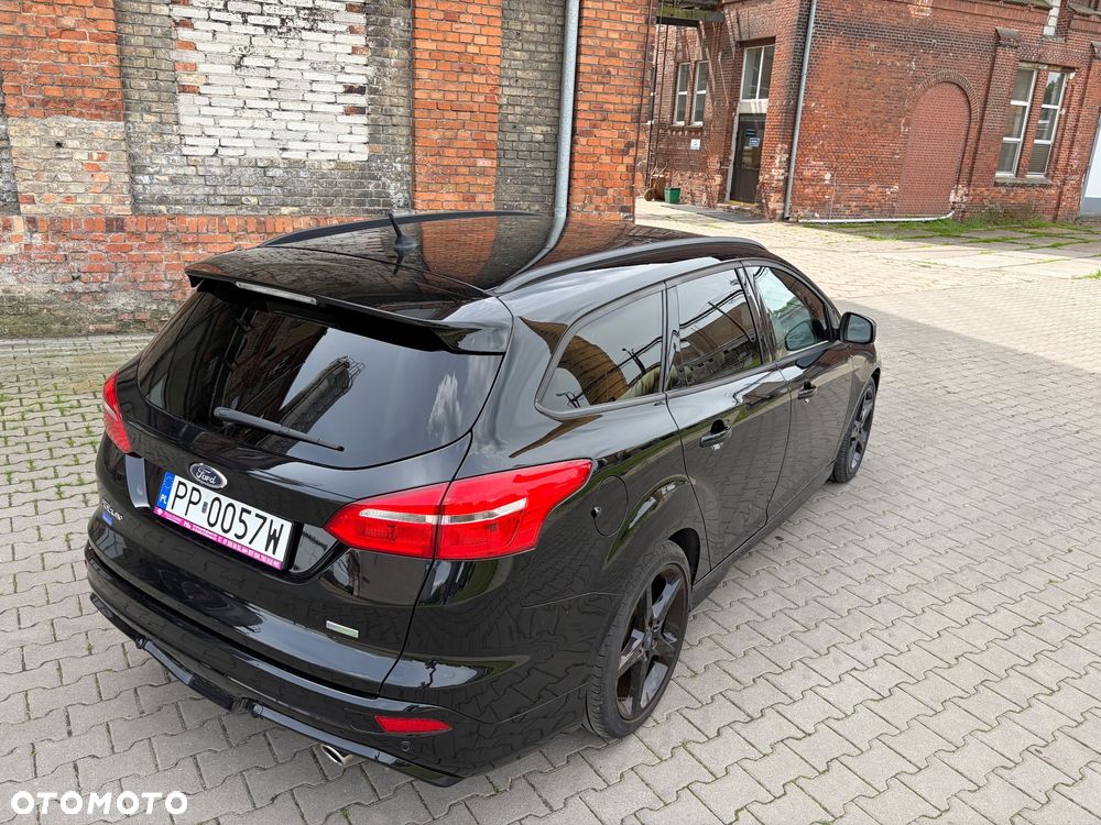 Ford Focus 1.5 EcoBoost STart-Stopp-System ST-LINE - 23