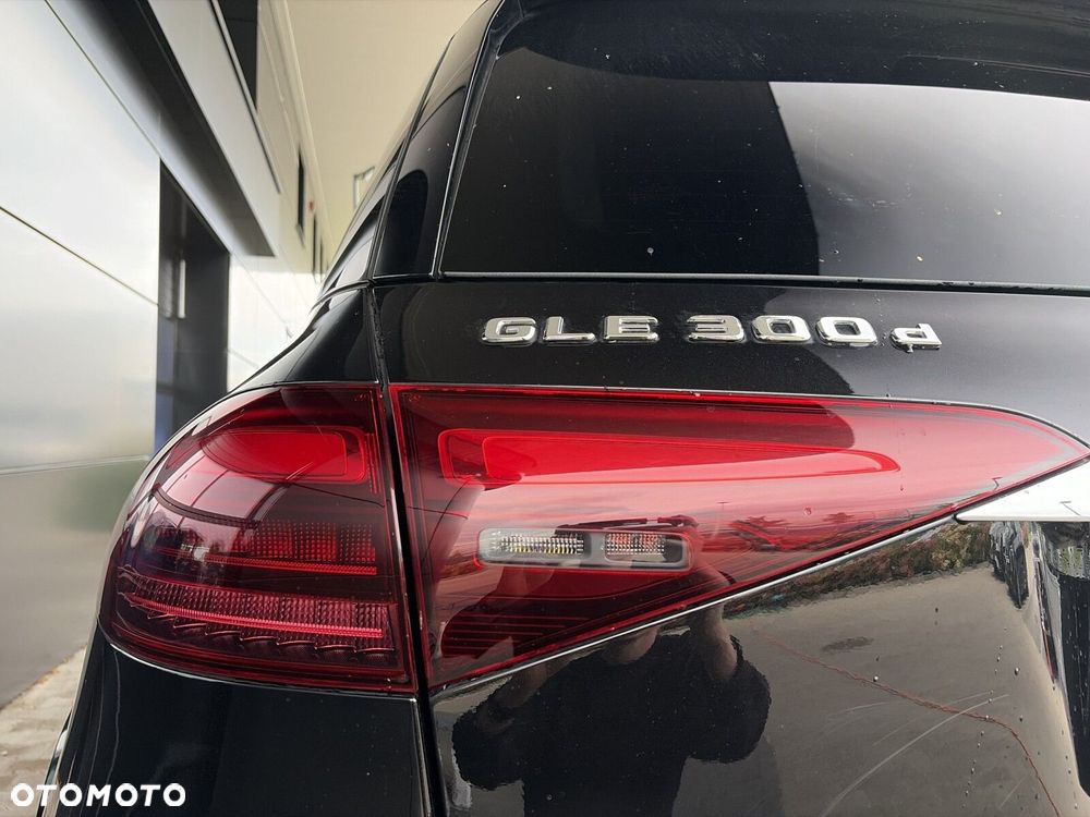 Mercedes-Benz GLE - 18