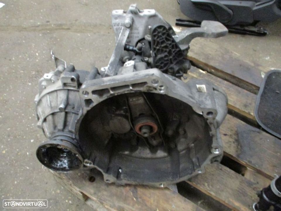 Caixa de 6 Velocidades Vw 1.9TDI Ref.: KWD - 1
