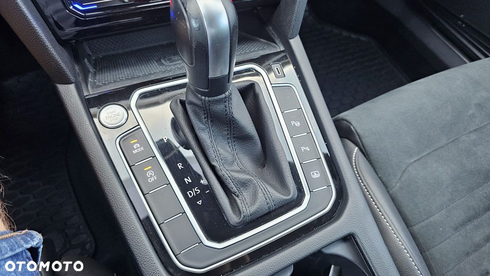 Volkswagen Passat 2.0 TSI 4Mot Elegance DSG - 17