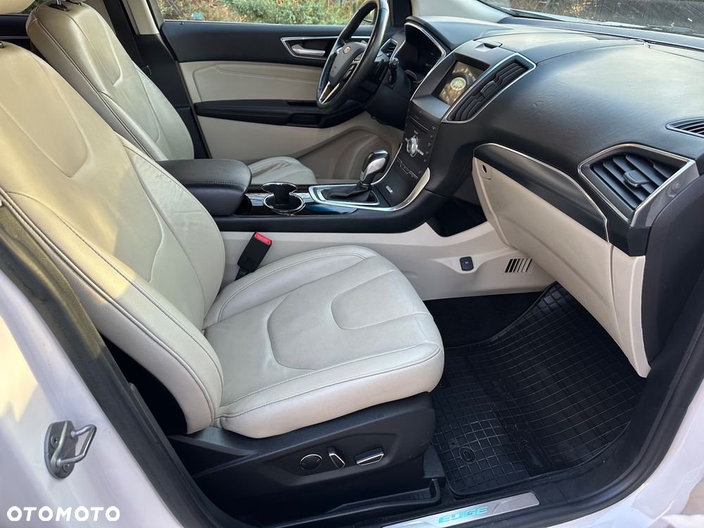 Ford Edge - 6