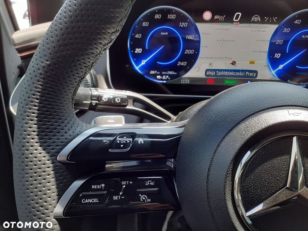 Mercedes-Benz EQE - 13