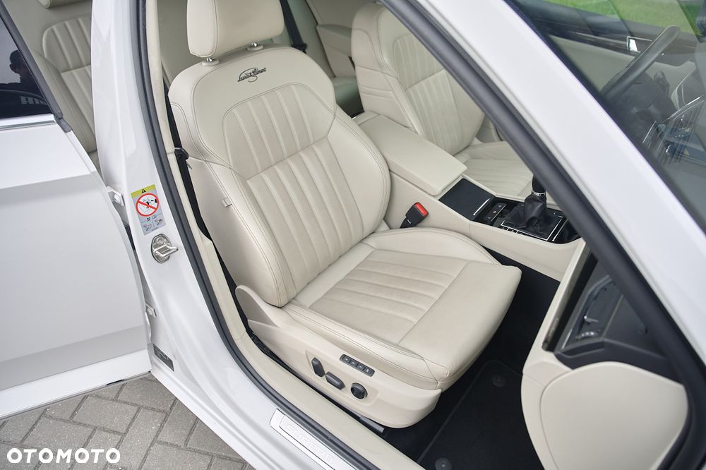 Skoda Superb 2.0 TDI L&K - 21