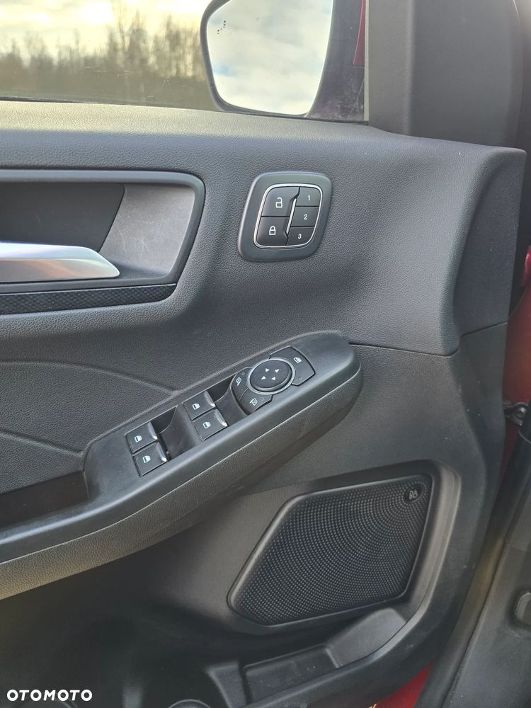 Ford Escape - 12